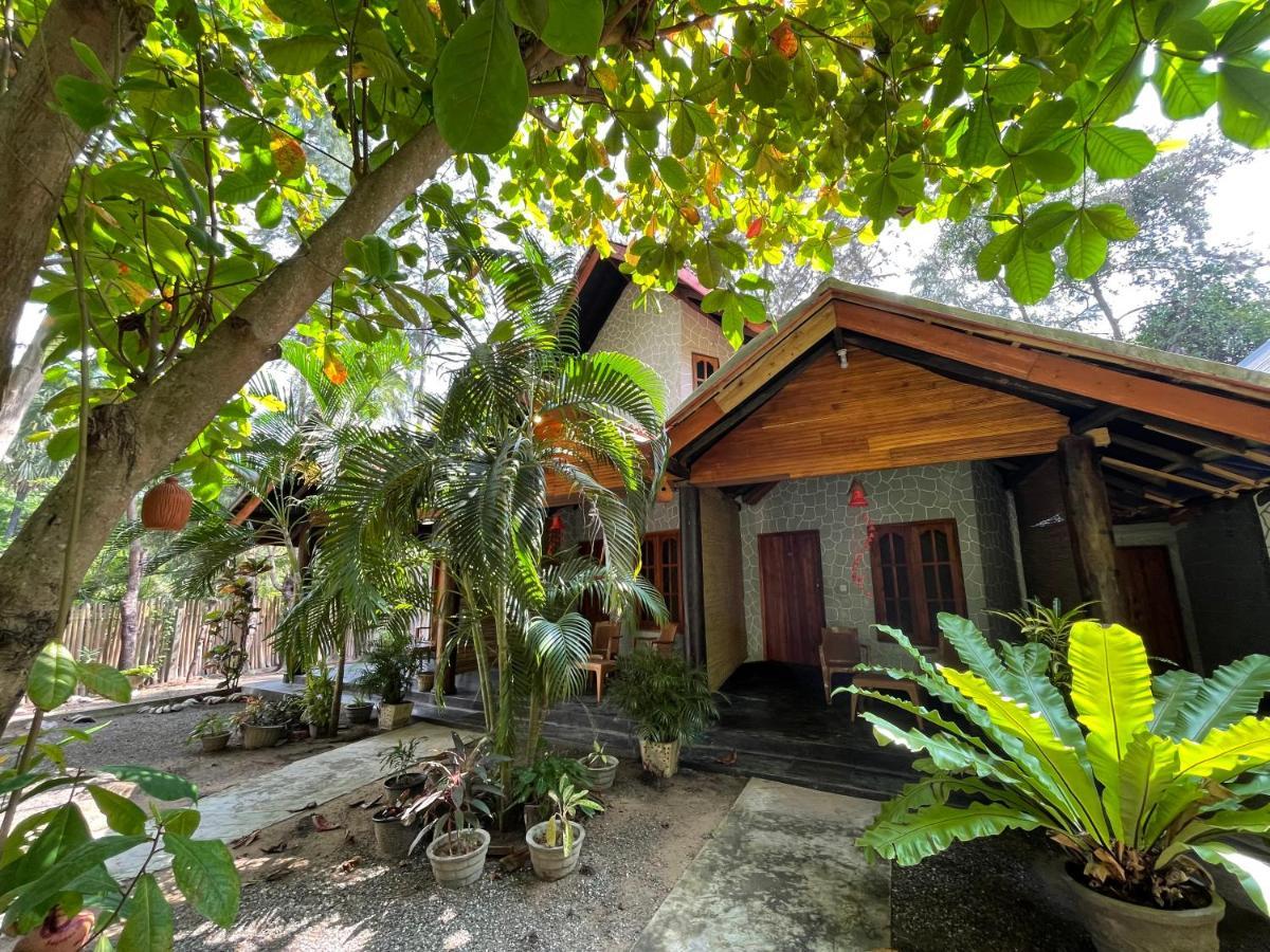New Roy Guest House Kalkudah  Zewnętrze zdjęcie